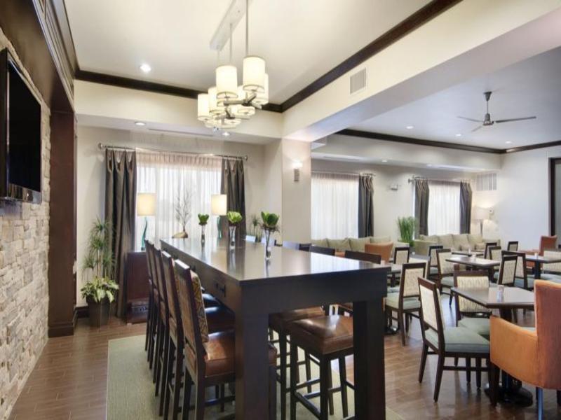 Hampton Hotel
